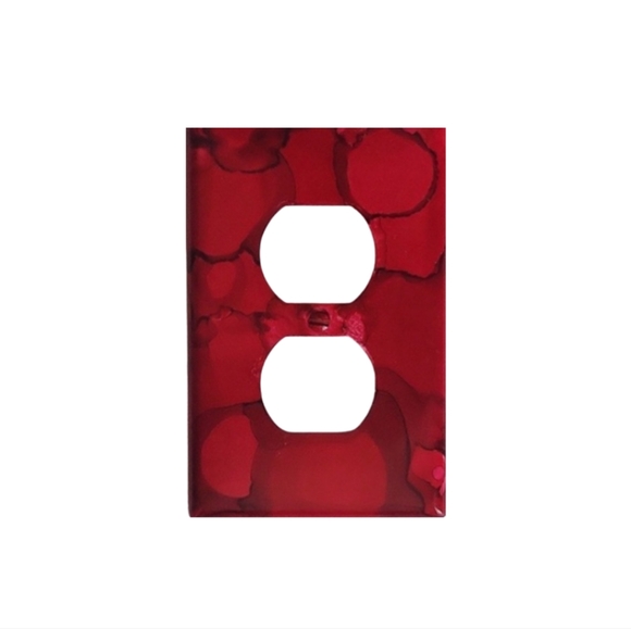 Hand Crafted Red Abstract Design Duplex Outlet Wall Plate - Picture 2 of 2